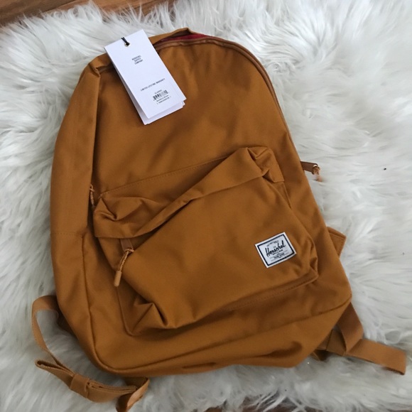 NWT Herschel Classic Backpack 24L - Picture 1 of 5